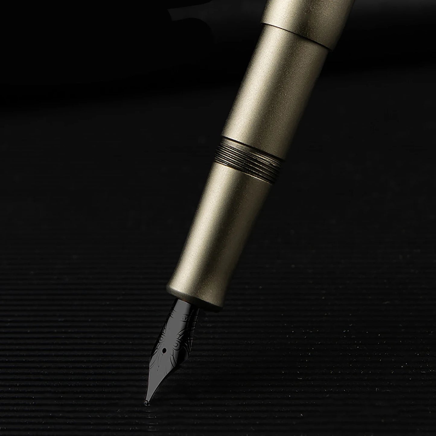 Hongdian M2 Fountain Pen Mini Black